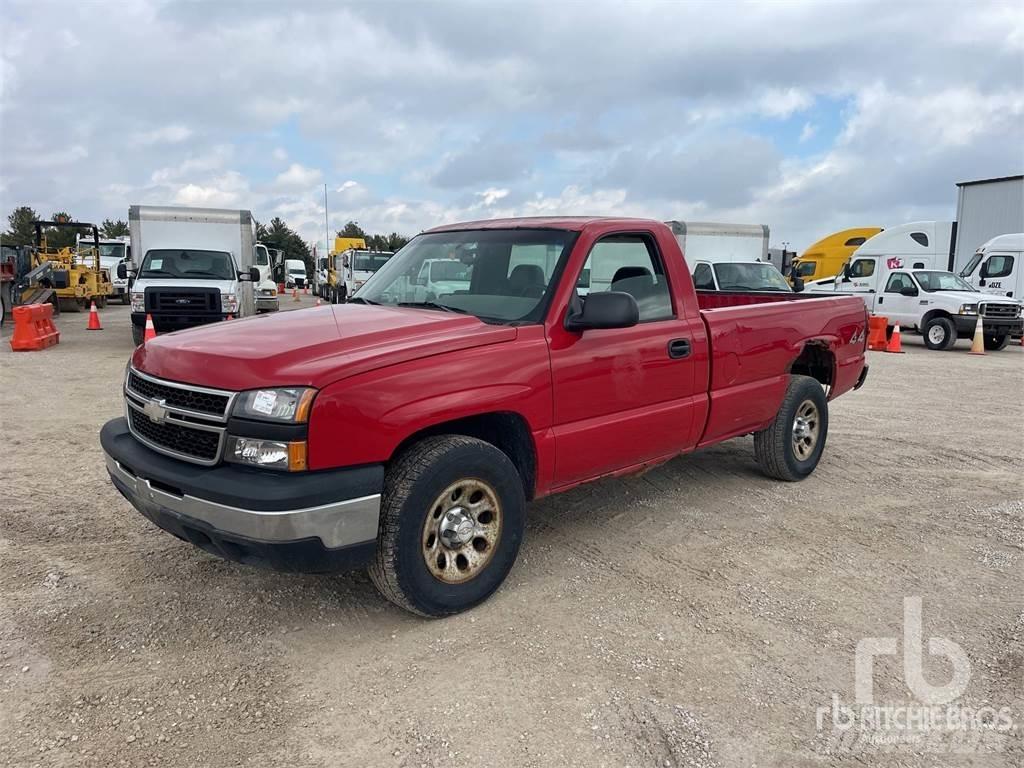 Chevrolet 1500 Пикапи