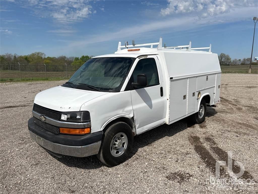 Chevrolet 2500 Общински/универсални превозни средства
