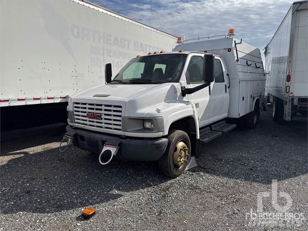 Chevrolet C5500 Общински/универсални превозни средства
