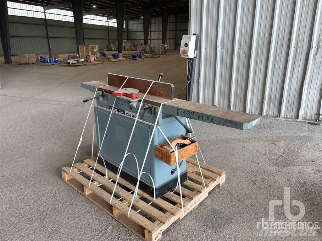 Delta CJ20 Тръбополагащи булдозери