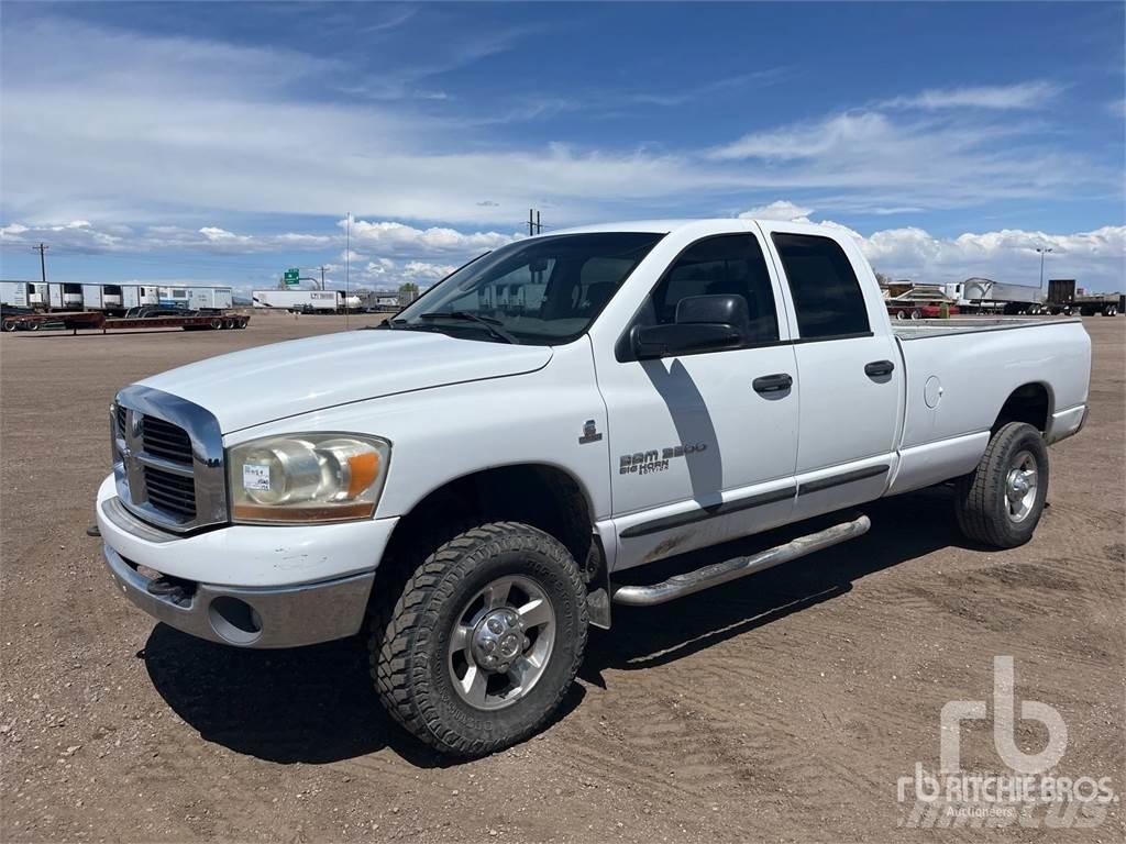 Dodge 3500 Пикапи