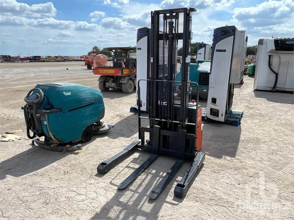 Doosan BWS17S-7 Електрически вилични кари-повдигачи