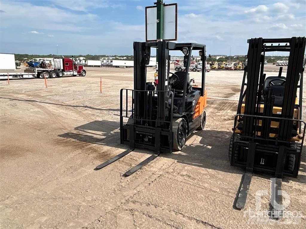 Doosan G25N-7 Дизелови камиони