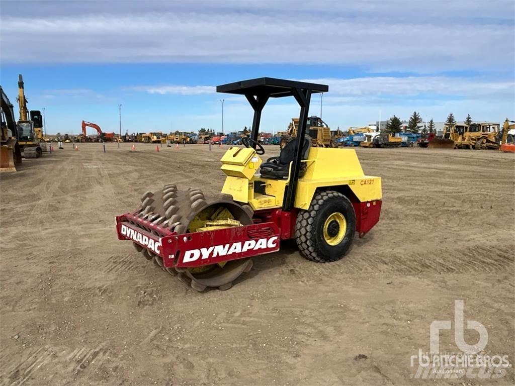 Dynapac CA121PD Машини за опаковане на отпадъци