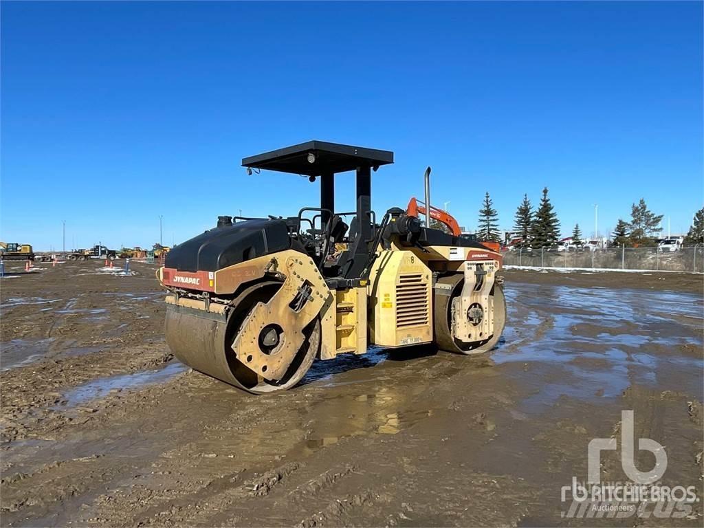 Dynapac CC432V Двойни барабанни ролки
