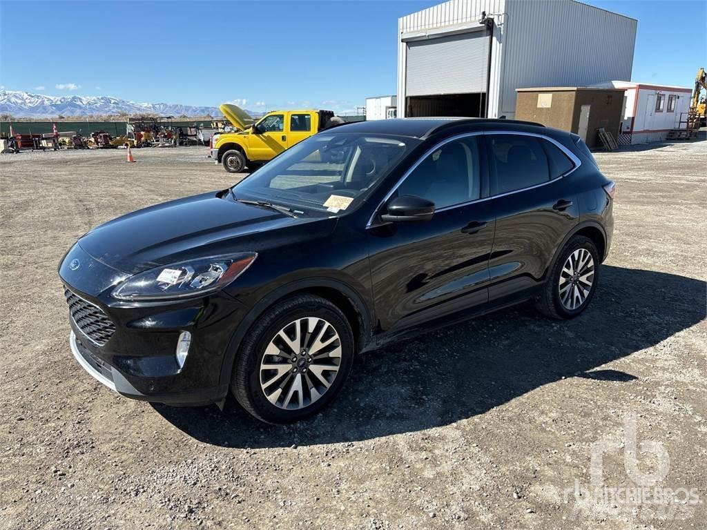 Ford ESCAPE Пикапи