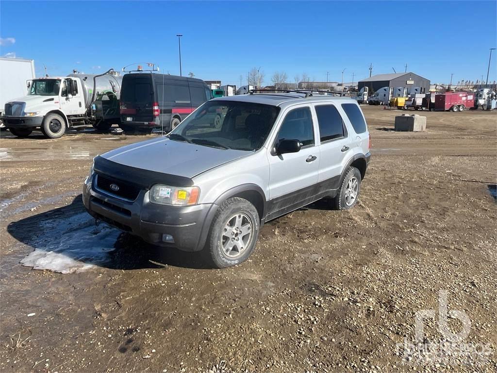 Ford ESCAPE Пикапи