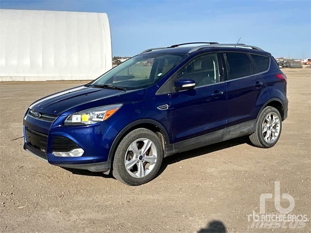 Ford ESCAPE Пикапи