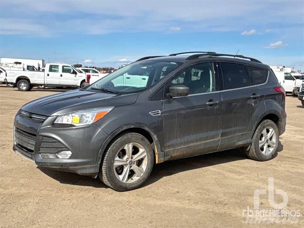 Ford ESCAPE Пикапи