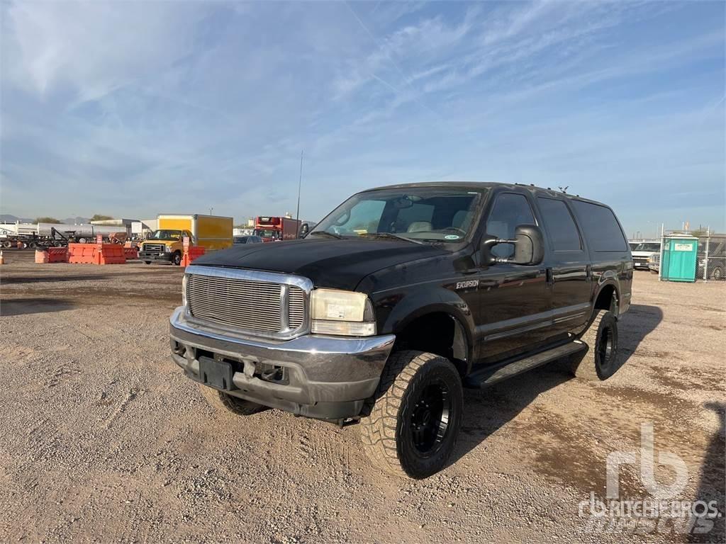 Ford EXCURSION Пикапи