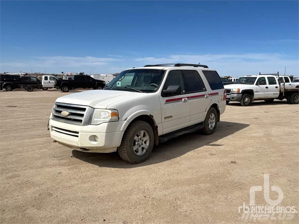 Ford EXPEDITION Пикапи