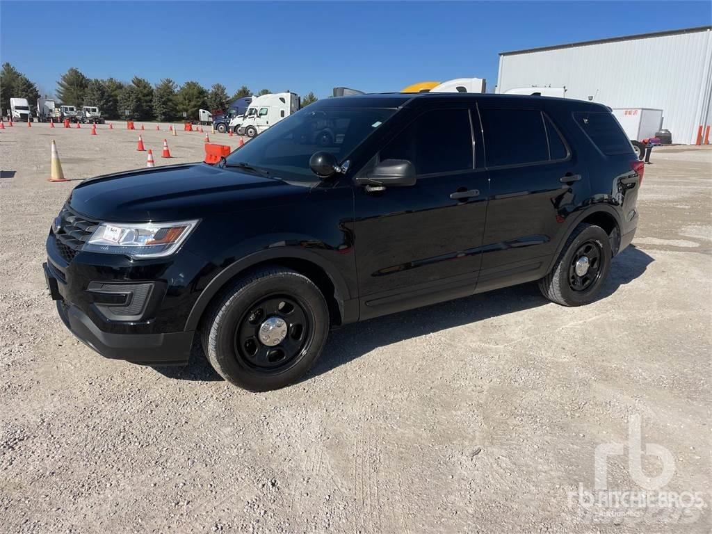 Ford EXPLORER Пикапи