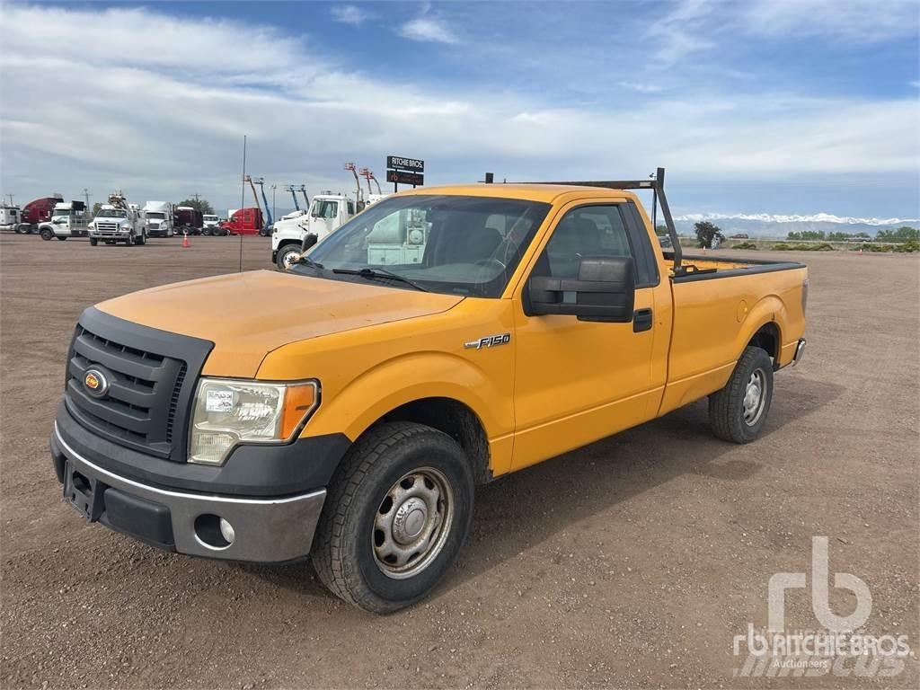 Ford F-150 Пикапи