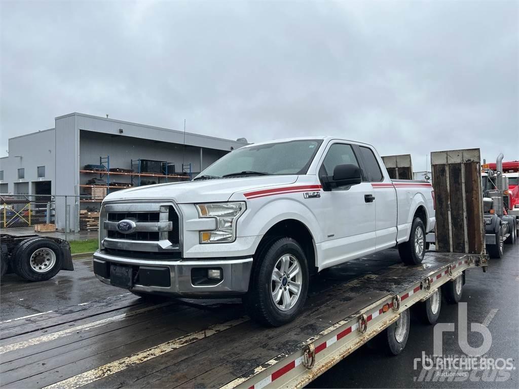 Ford F-150 Пикапи