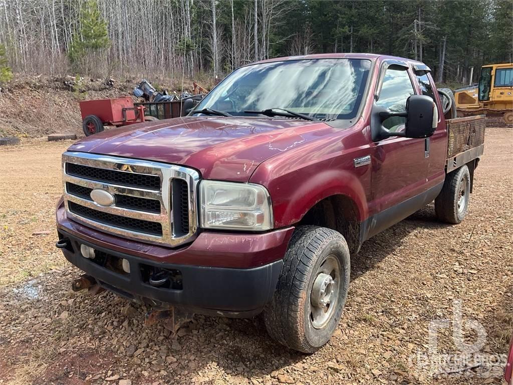 Ford F-250 Бордови