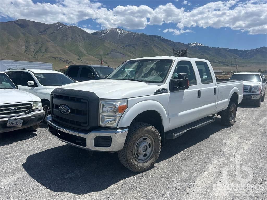 Ford F-350 Пикапи