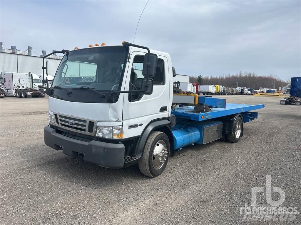 Ford LCF450 Автомобили за пътна помощ