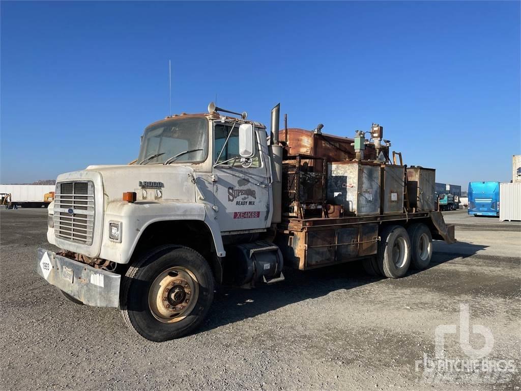 Ford LNT8000 Цистерна