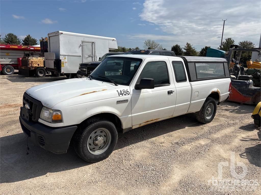 Ford RANGER Пикапи