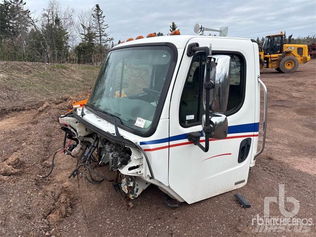 Freightliner M2 Транспорт - Други