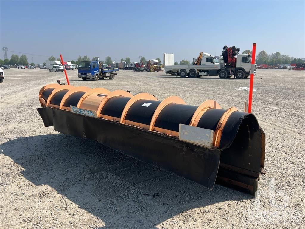 Giletta MN40 Снегочистачки
