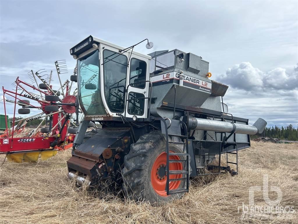 Gleaner L2 Комбайни