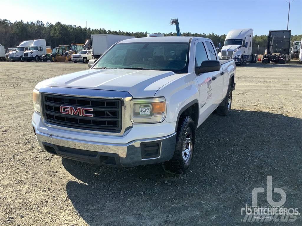 GMC 1500 Пикапи