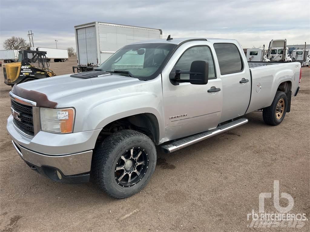 GMC 3500 Пикапи