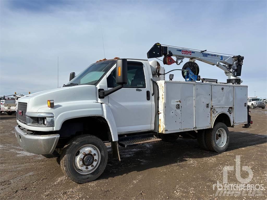 GMC C5500 Общински/универсални превозни средства
