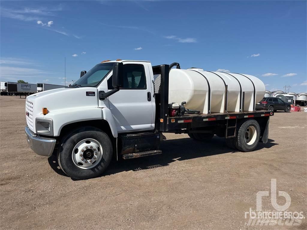 GMC C7500 Бордови