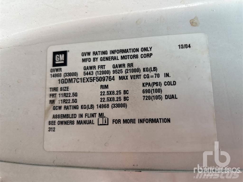 GMC C7500 Моторизирани платформи с ремарке