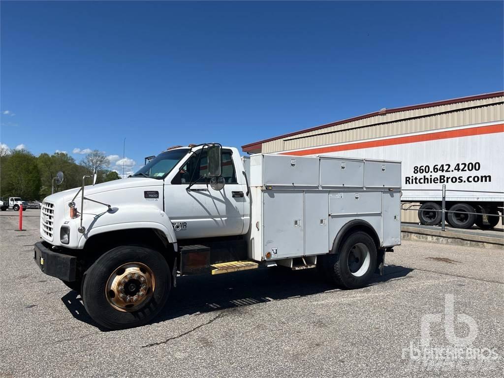 GMC C7500 Общински/универсални превозни средства
