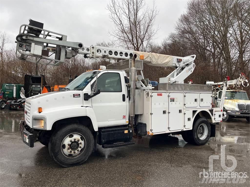 GMC C8500 Моторизирани платформи с ремарке