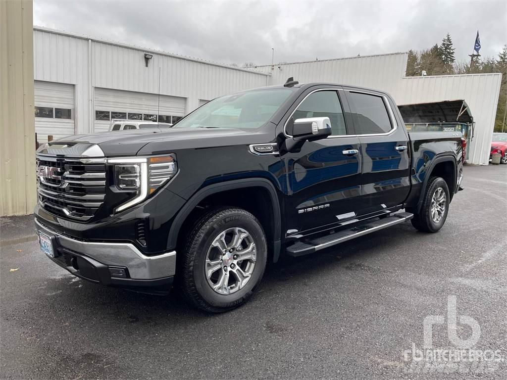 GMC SIERRA 1500 Пикапи
