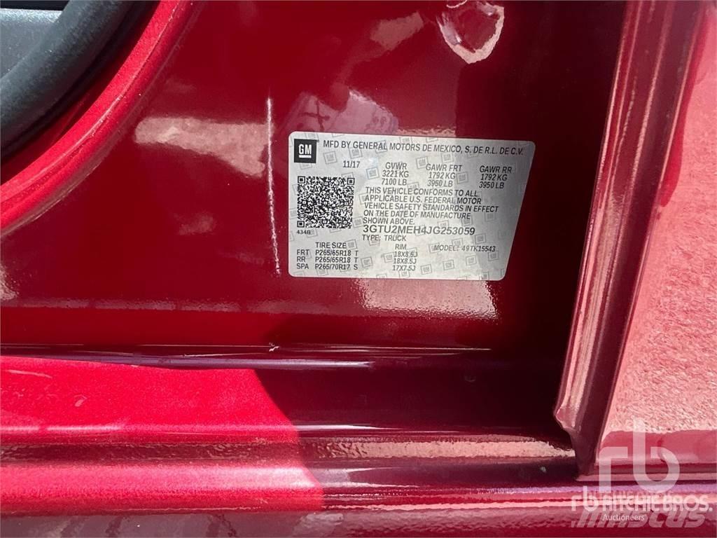 GMC SIERRA 1500 Пикапи