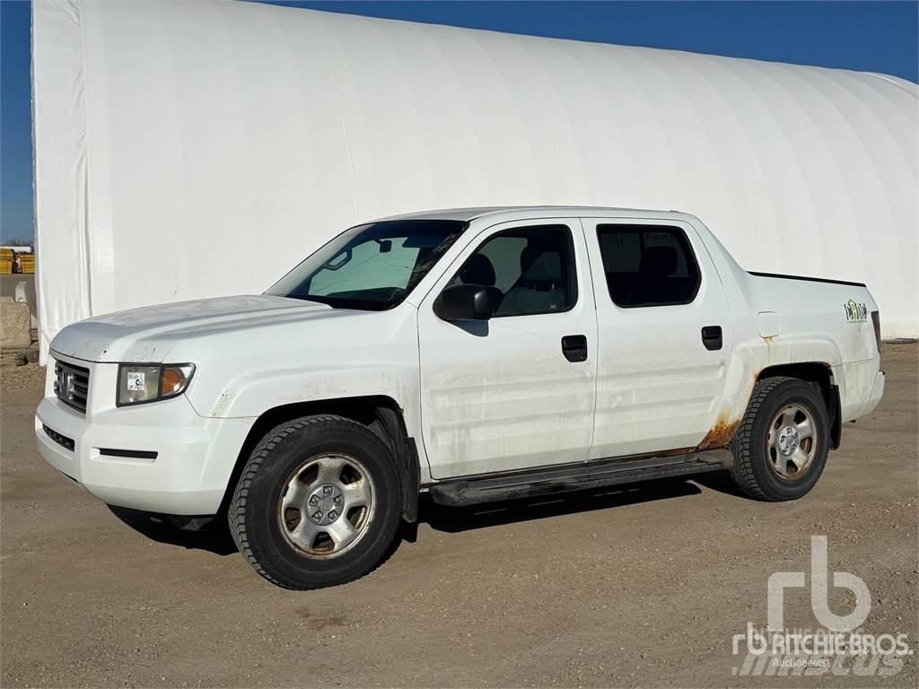 Honda RIDGELINE Пикапи
