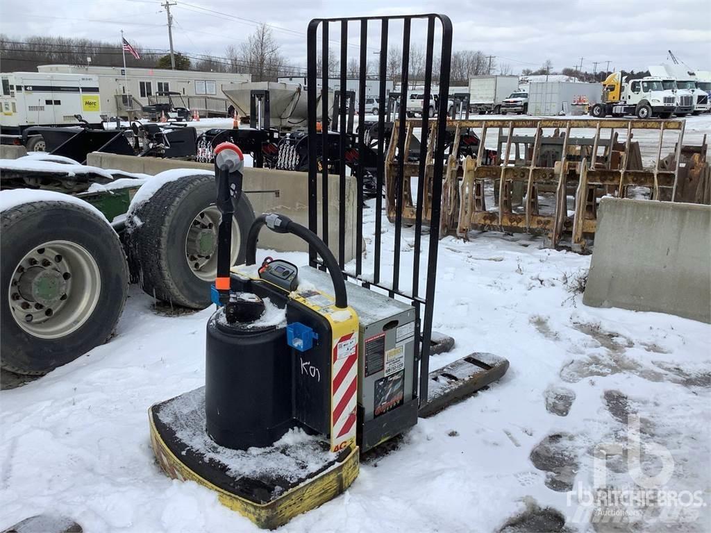 Hyster B60ZAC Платформи за палета