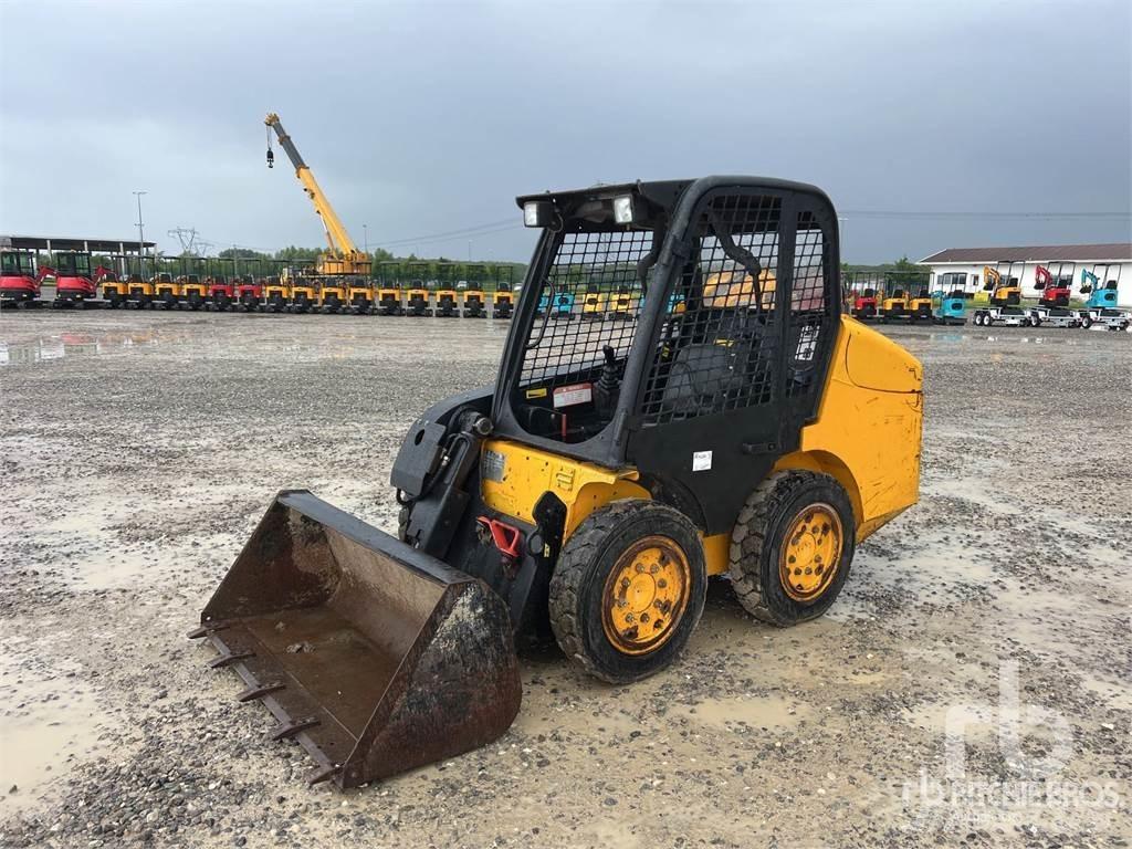 JCB ROBOT 160 Мини товарачи
