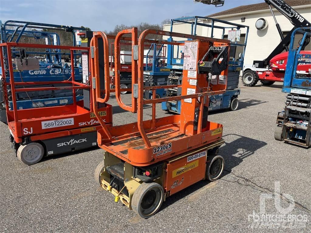 JLG 1230ES Съчленени стрелови подемници