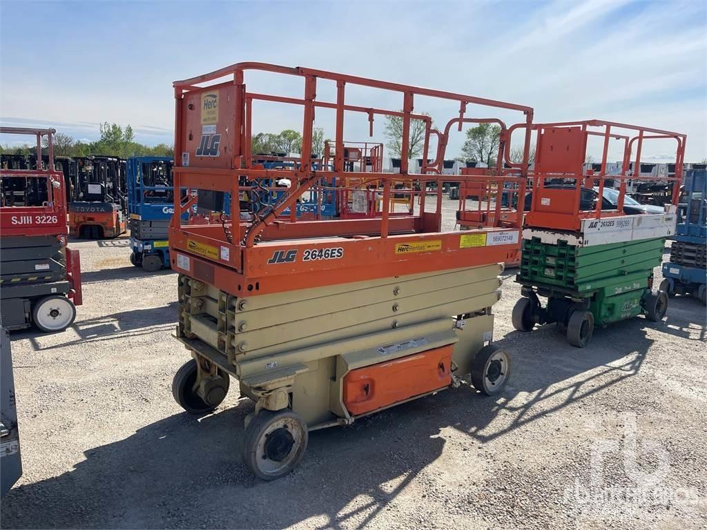 JLG 2646ES Ножични работни платформи