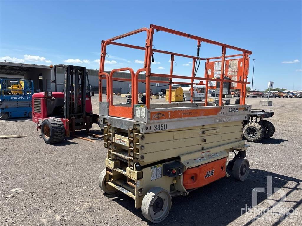 JLG 3246ES Ножични работни платформи