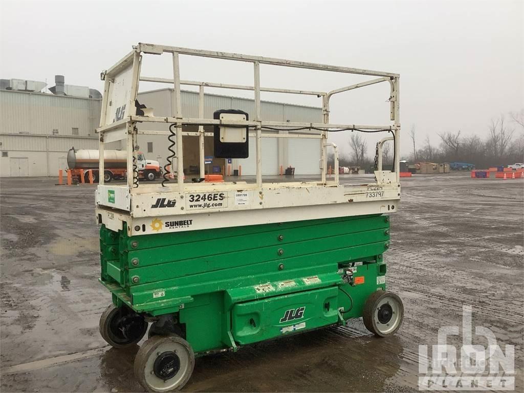 JLG 3246ES Ножични работни платформи