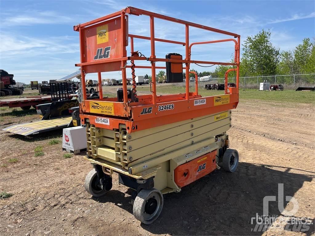 JLG 3246ES Ножични работни платформи
