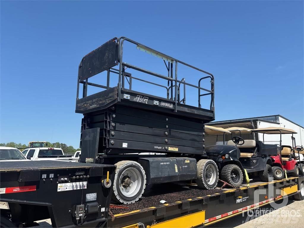 JLG 4069LE Ножични работни платформи