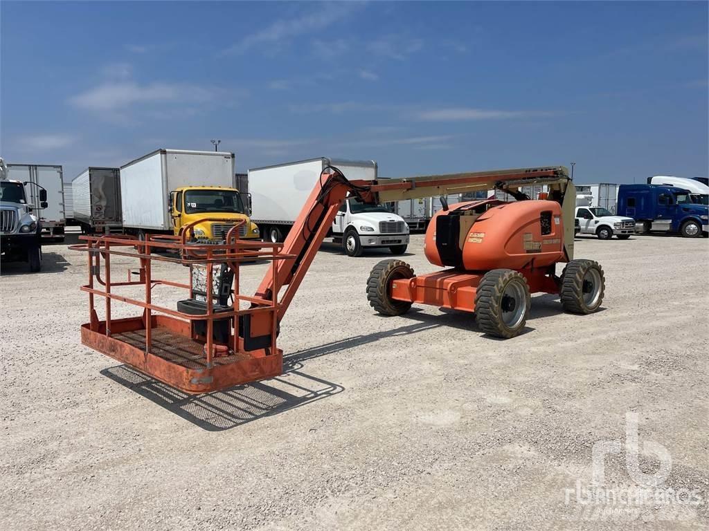 JLG 600AJ Съчленени стрелови подемници