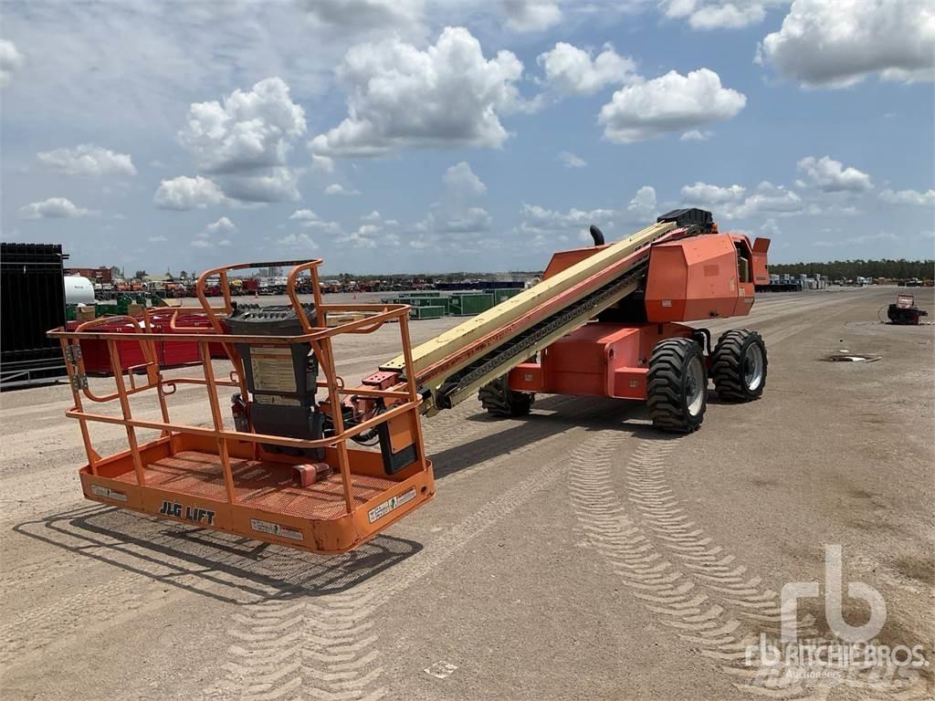 JLG 600S Съчленени стрелови подемници