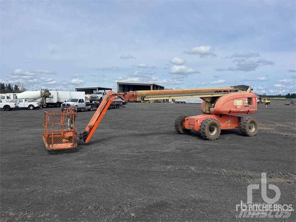 JLG 660SJ Съчленени стрелови подемници