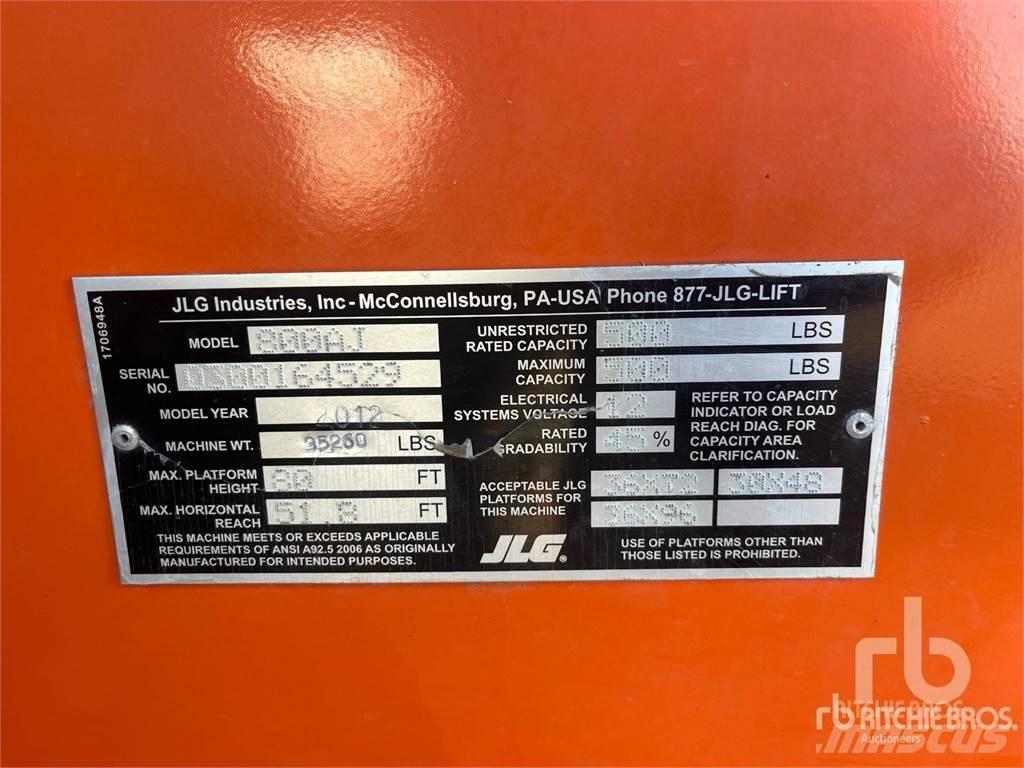 JLG 800AJ Съчленени стрелови подемници