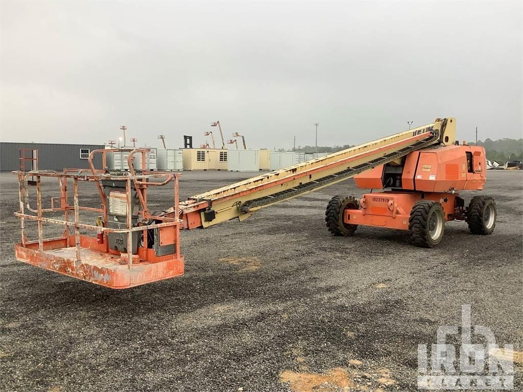 JLG 800S Съчленени стрелови подемници