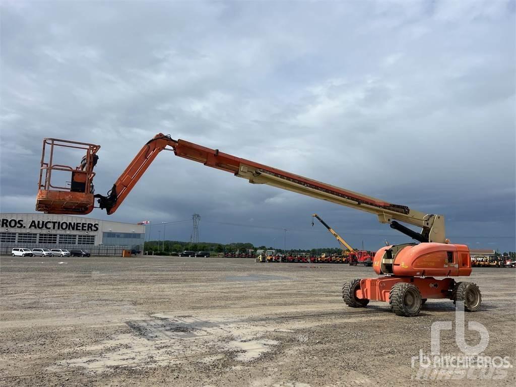 JLG 860SJ Съчленени стрелови подемници